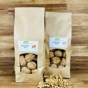 Abbildung: Baumnüsse mit Schale