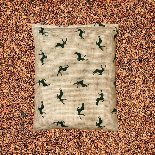 Traubenkern Kissen Springender Hirsch